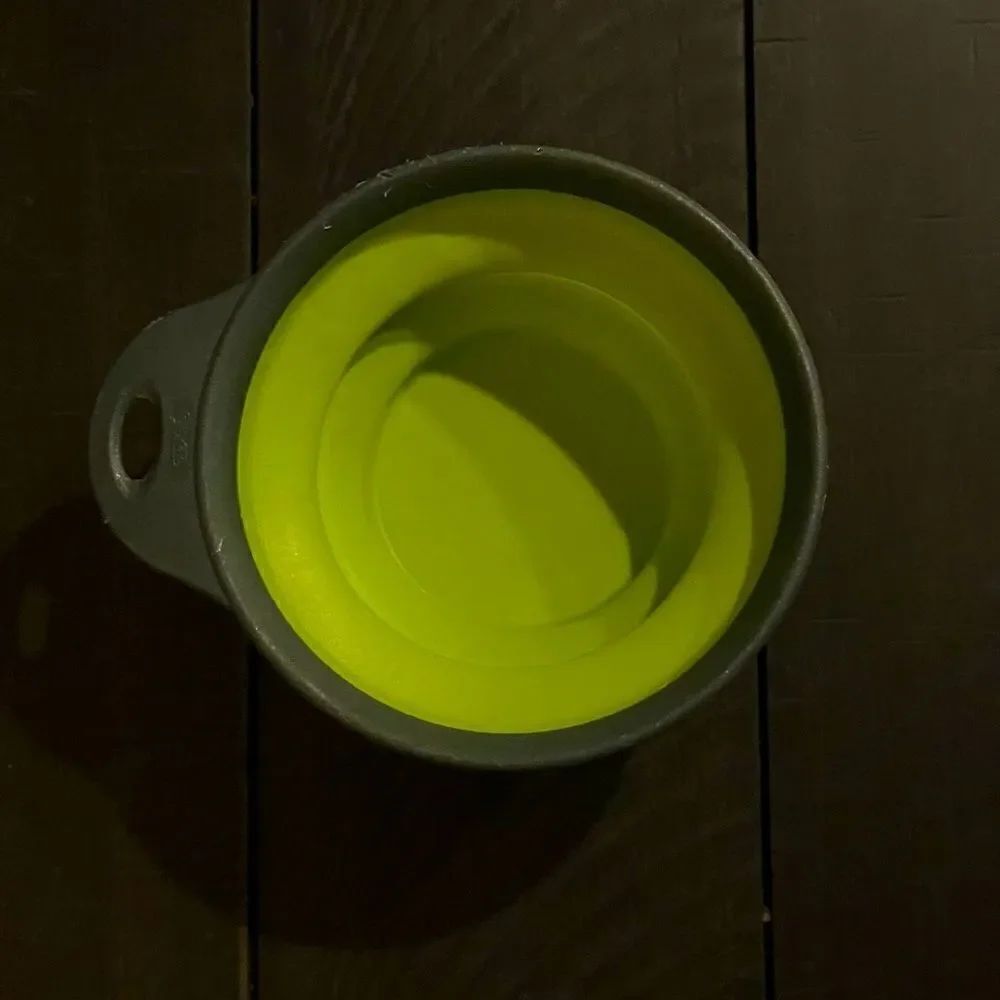 Small Pet, Collapsible, Green & Gray, Water/Food Dish. 4.5 in. x 1.75 in. - Picture 1 of 5
